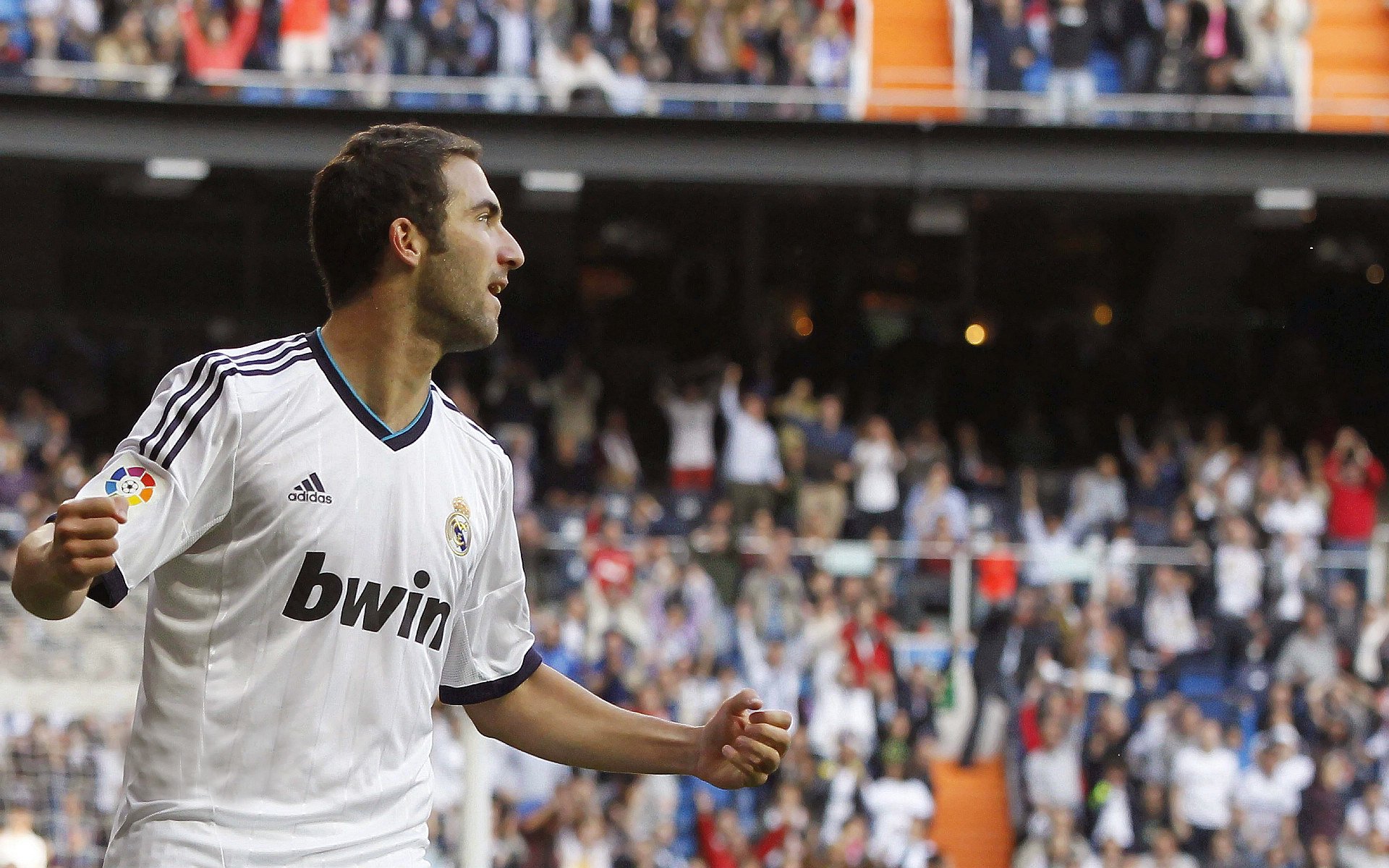 河床17岁新星马斯坦图奥诺引皇马关注,马斯坦炼成阵