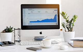 诺里奇城防守严密，黄蜂军团全力冲超，诺里奇地图