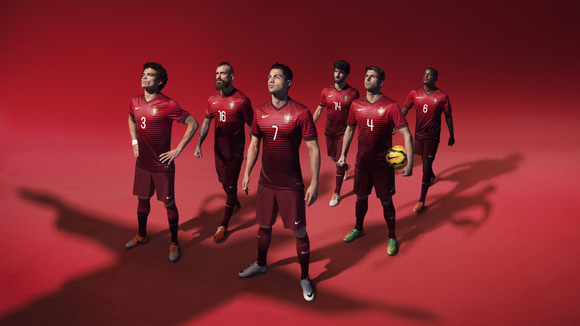 震撼高尔夫新星首次登顶世界第一，最新高尔夫世界排名第一是谁